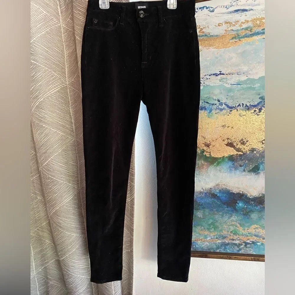 Hudson women's velvet pants black size 27